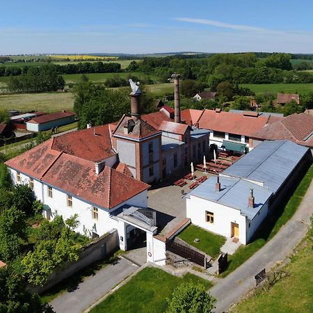 Pivovarsky Hotel Dalesice Eksteriør bilde